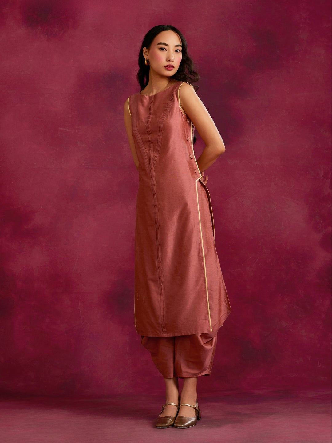 Pleated front & side-buttoned kurta- Rose brown