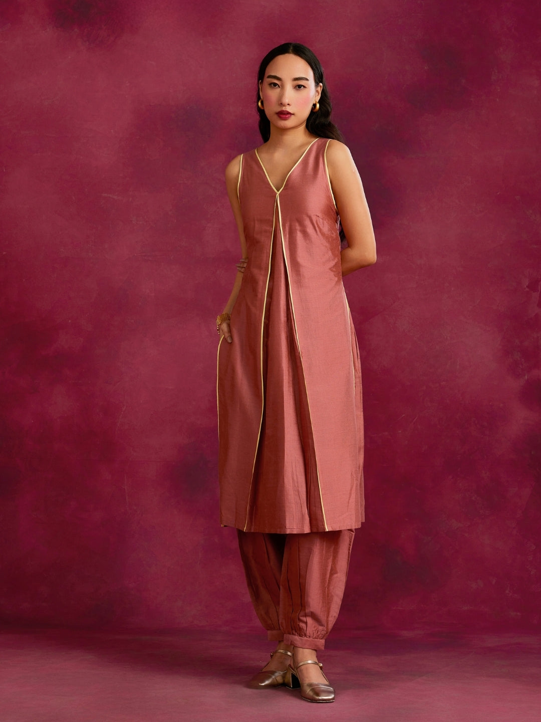 Inverted pleat front kurta with back tie-up- Rose brown