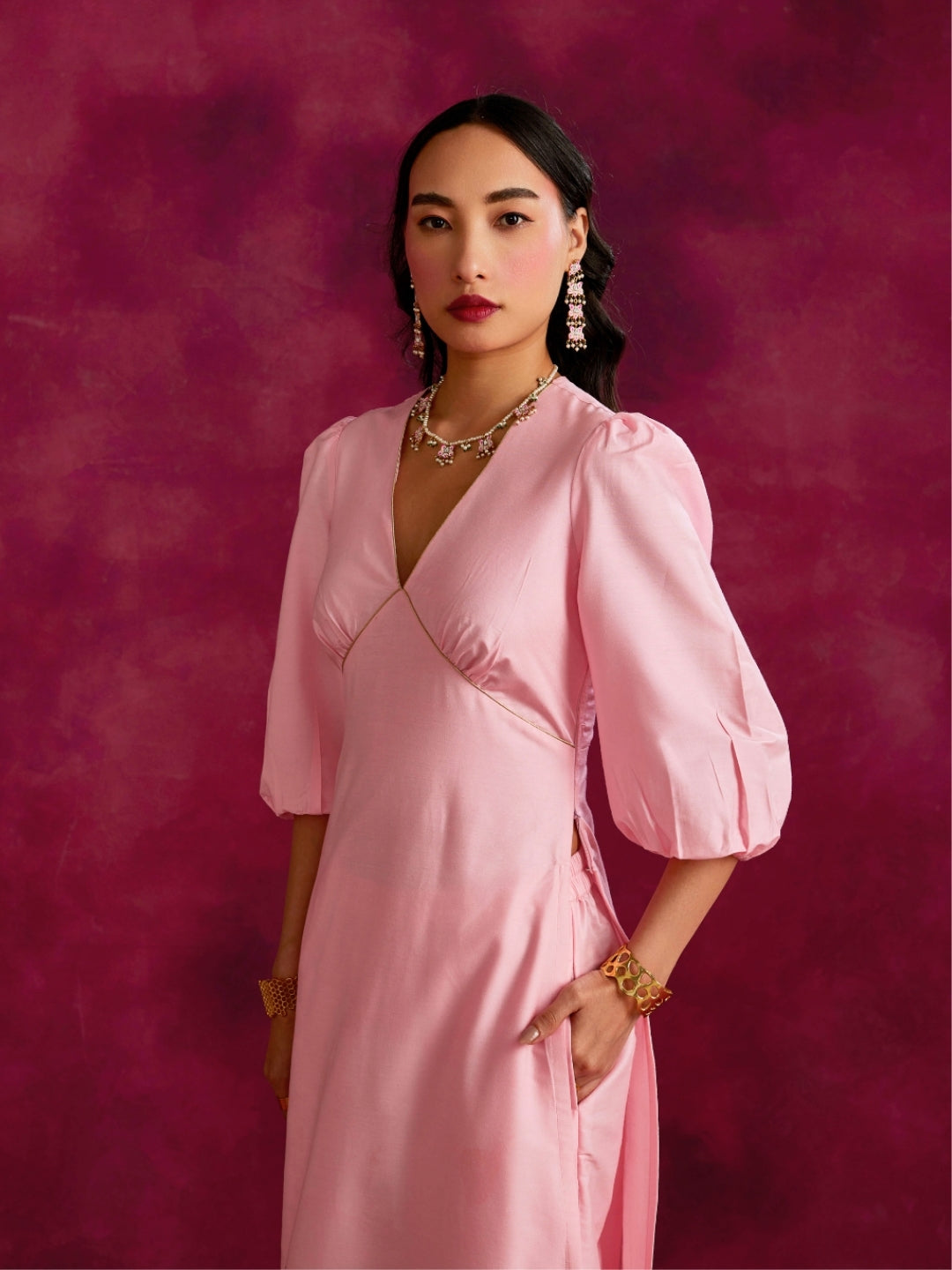 Back tie-up kurta with zari border hem- Sakura pink