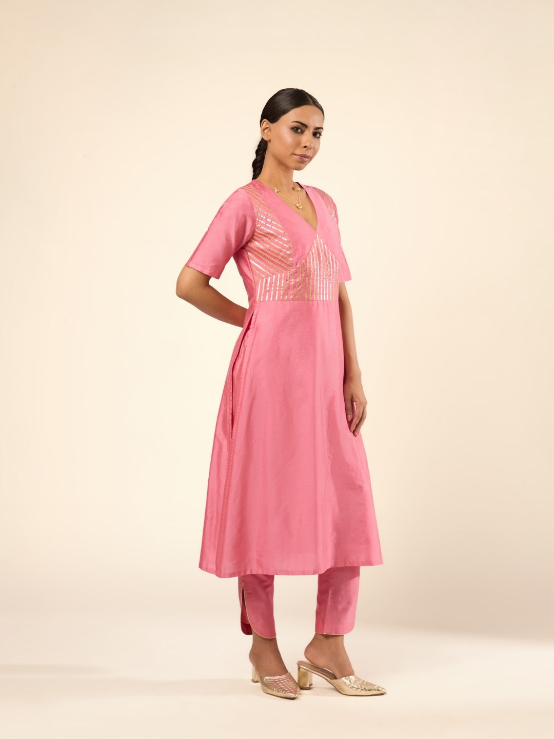 Banarasi Gota patti detailed kurta- Pastel pink