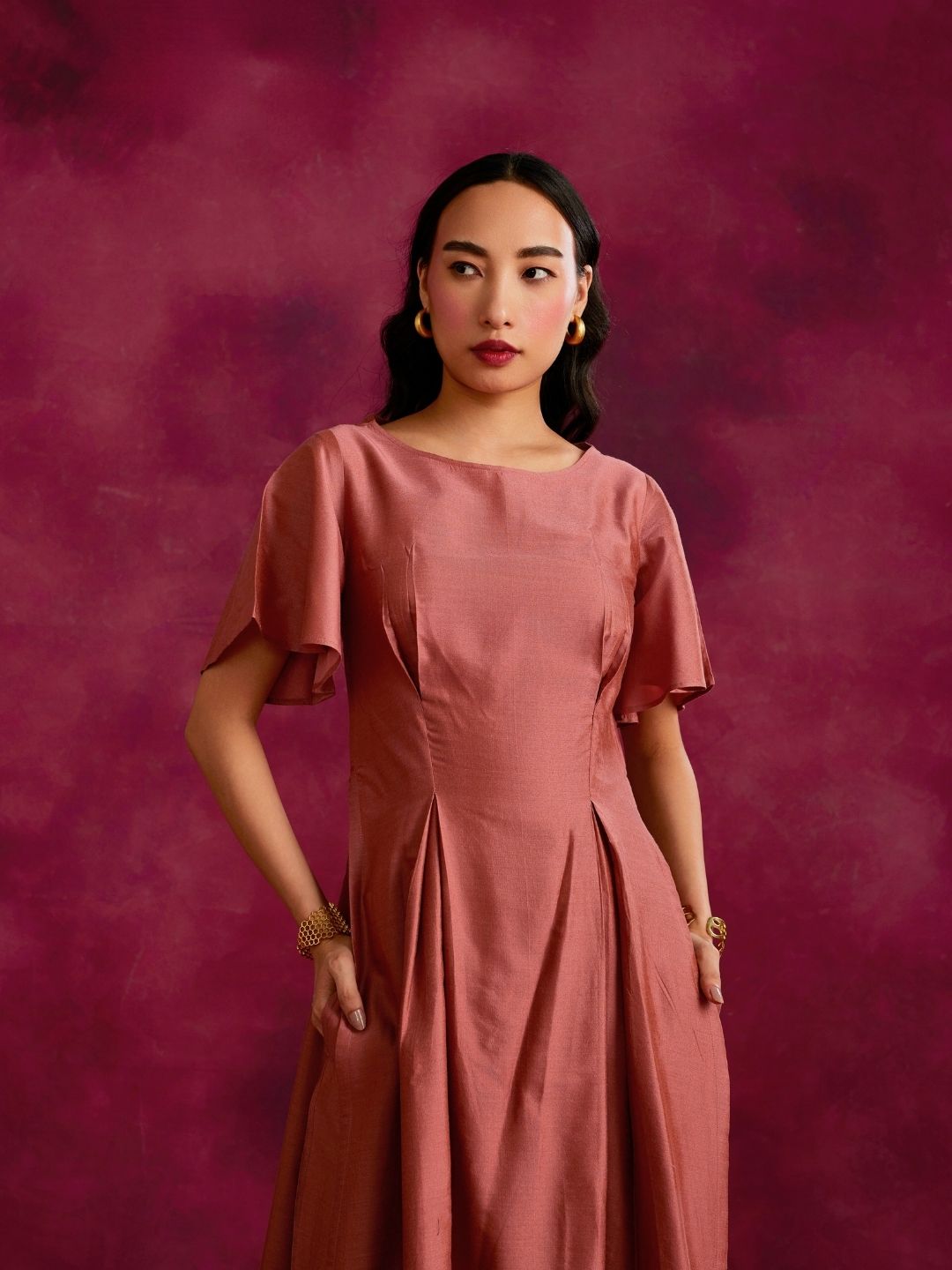Pleated front kurta with back cut-out- Rose brown
