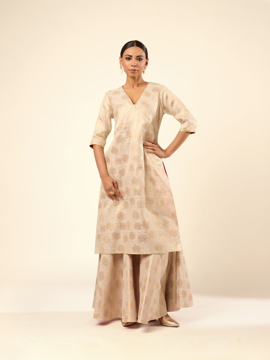 Lotus Jaal Baranasi Silk Kurta- Ivory