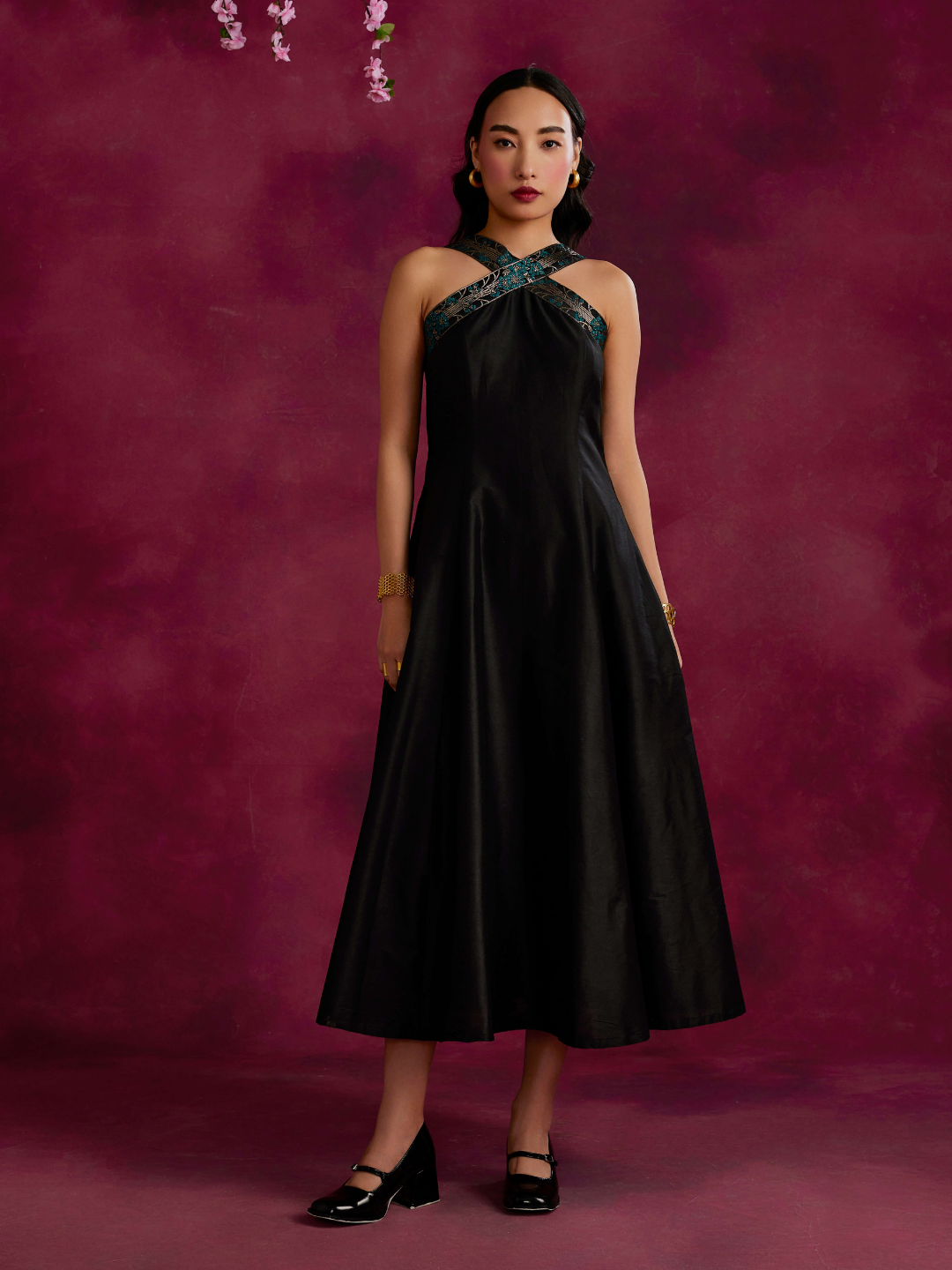 Back tie up panelled maxi dress Black