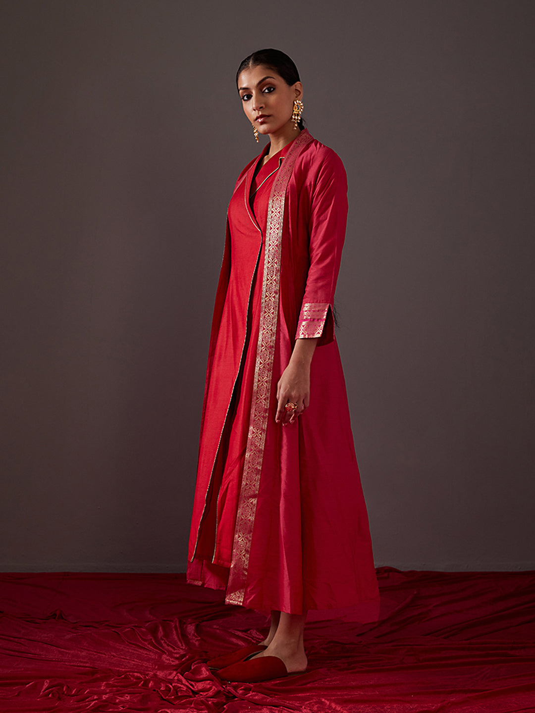 Banarasi jacket with zari border-Pink