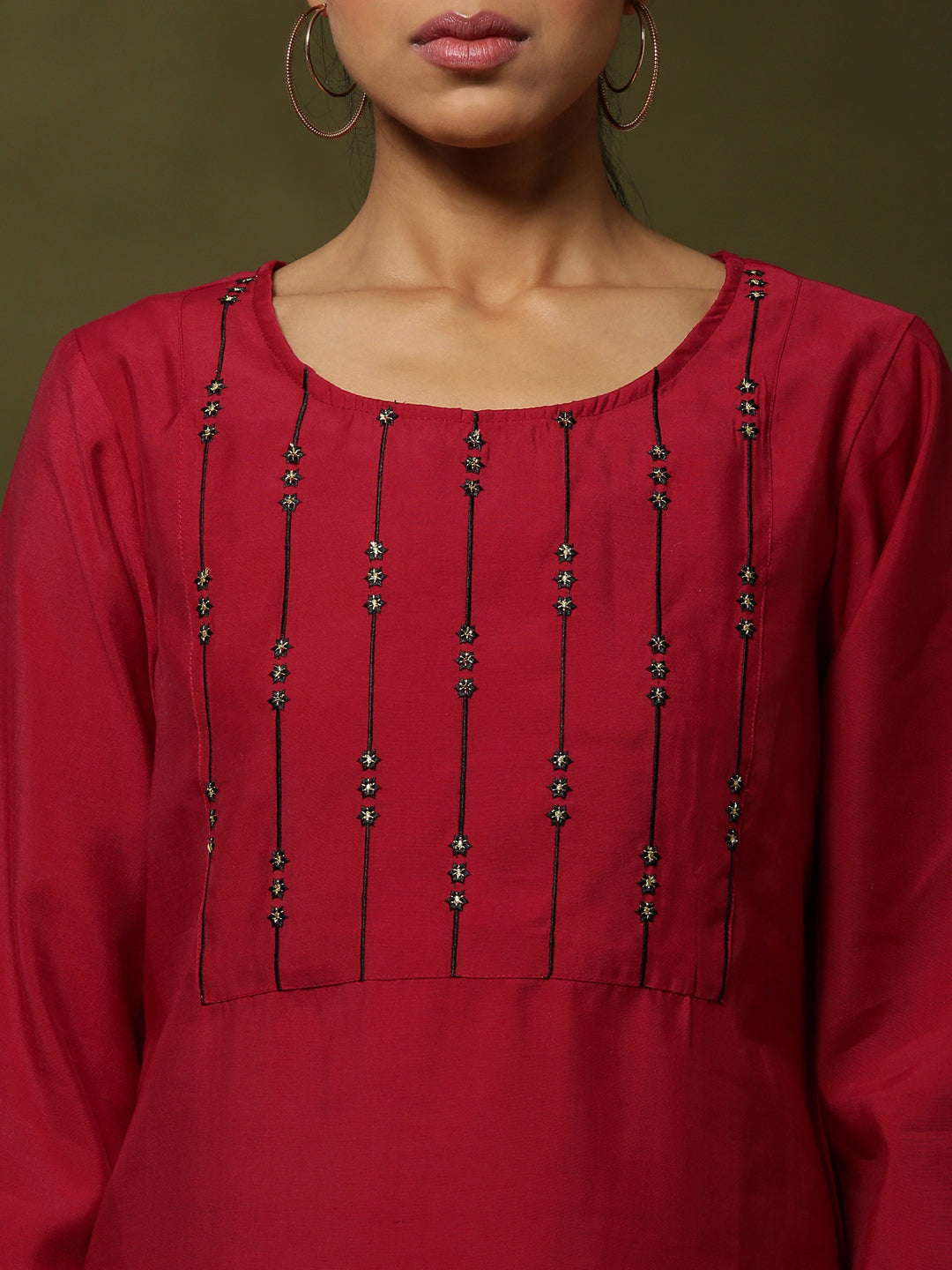 Embroidered 3pc kurta set with cvontrast color pant and dupatta-