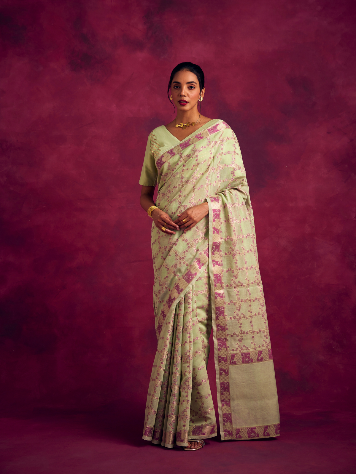 Banarasi sakura checks woven zari saree- Pistachio green