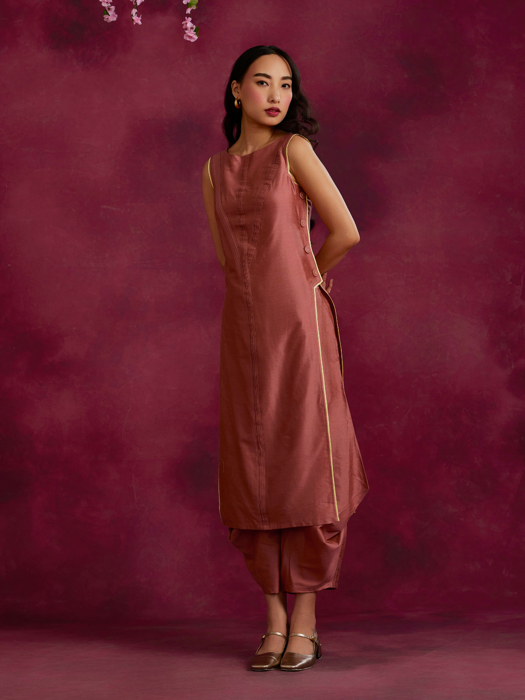 Pleated front & side-buttoned kurta Set - Rose brown