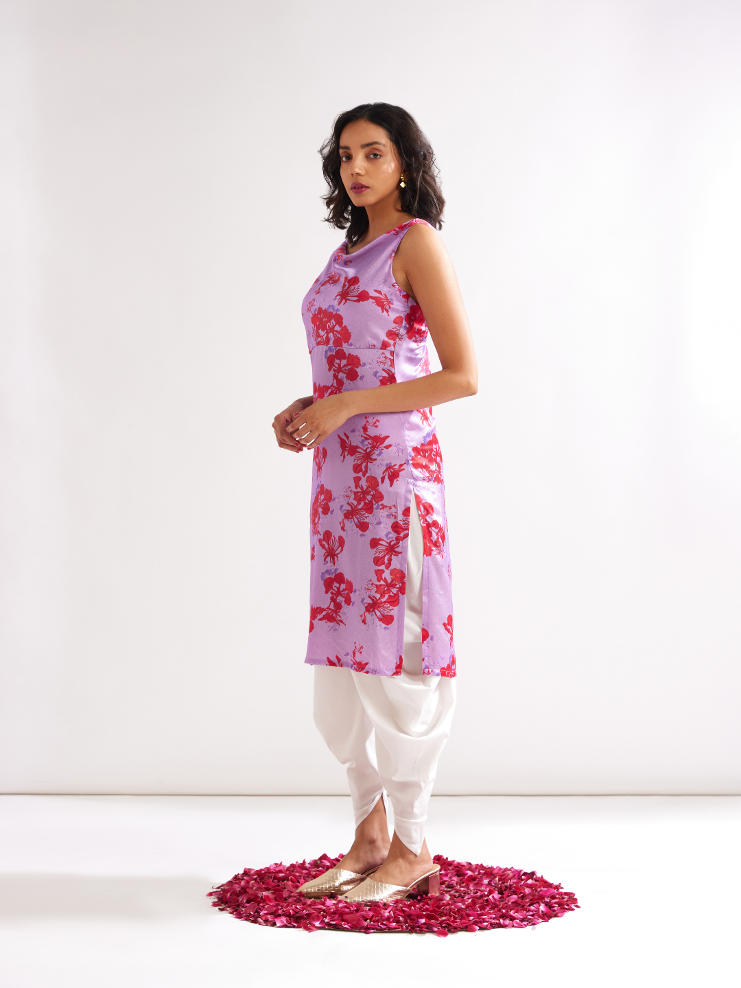 Gulmohar back cross drape Straight kurta paired with dhoti pants- Lavender