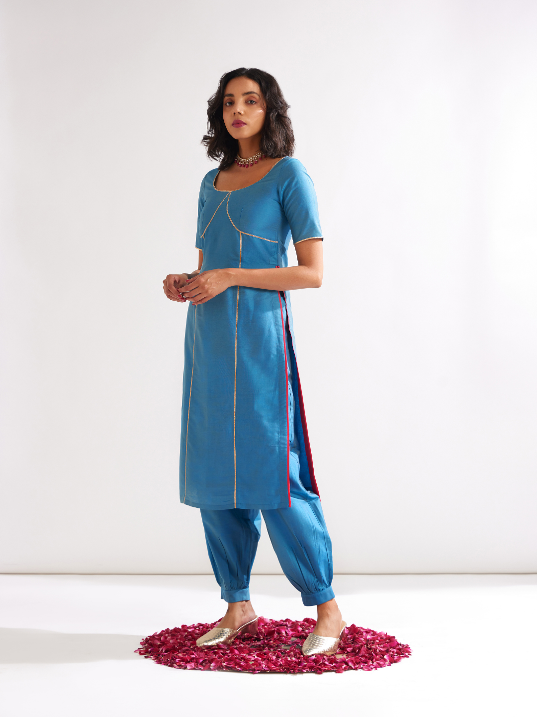Scoop neckline kurta outlined with gota patti paired with pathani pants- Blue moon