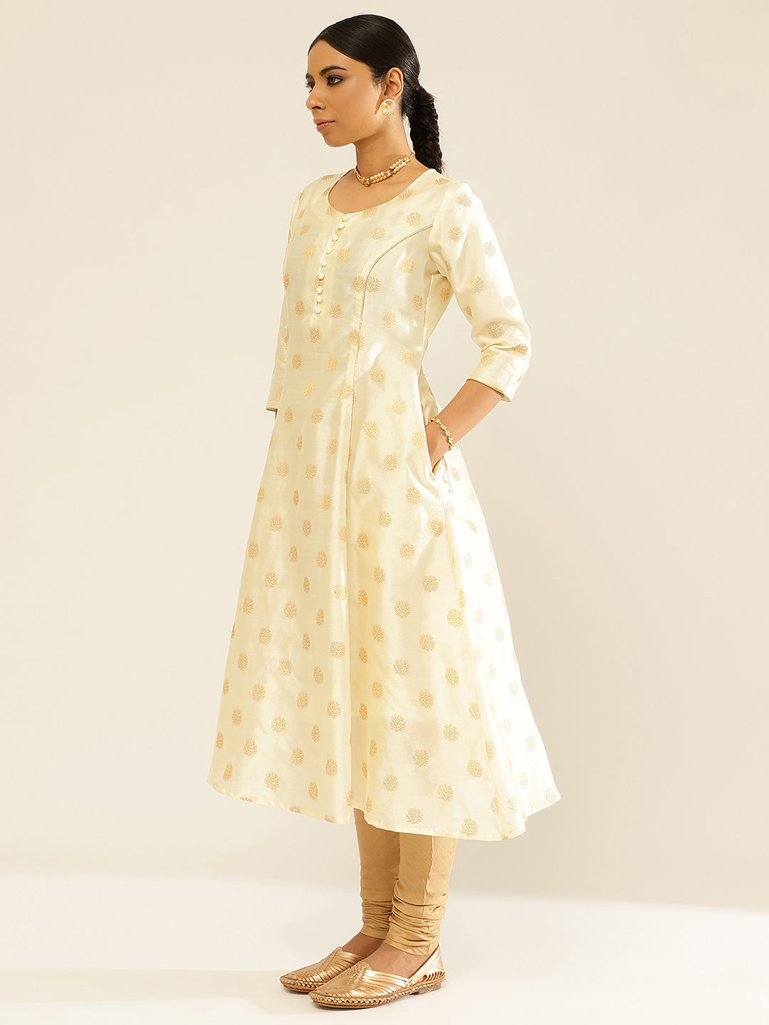 Banarasi Zari Tafetta Circular Kurta Set