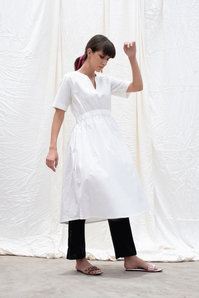 Marshmellow White Elasticated Wasitline Kurta With Pant