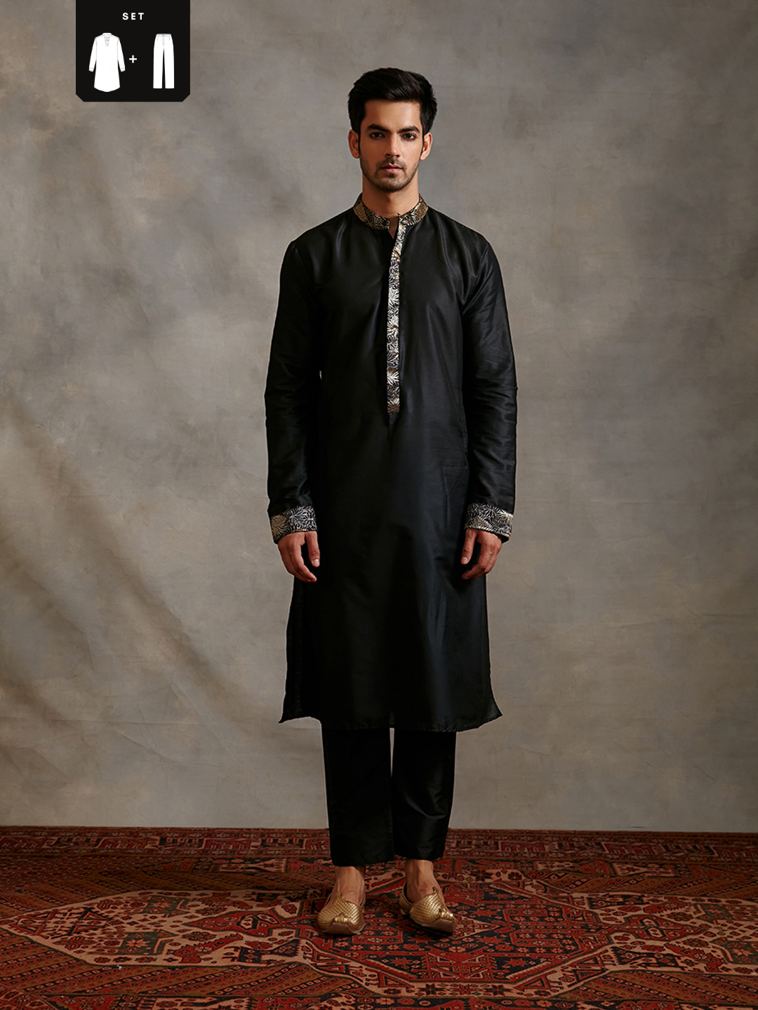 Banarasi zari detail Buttoned down kurta with straight pant-Metallic black