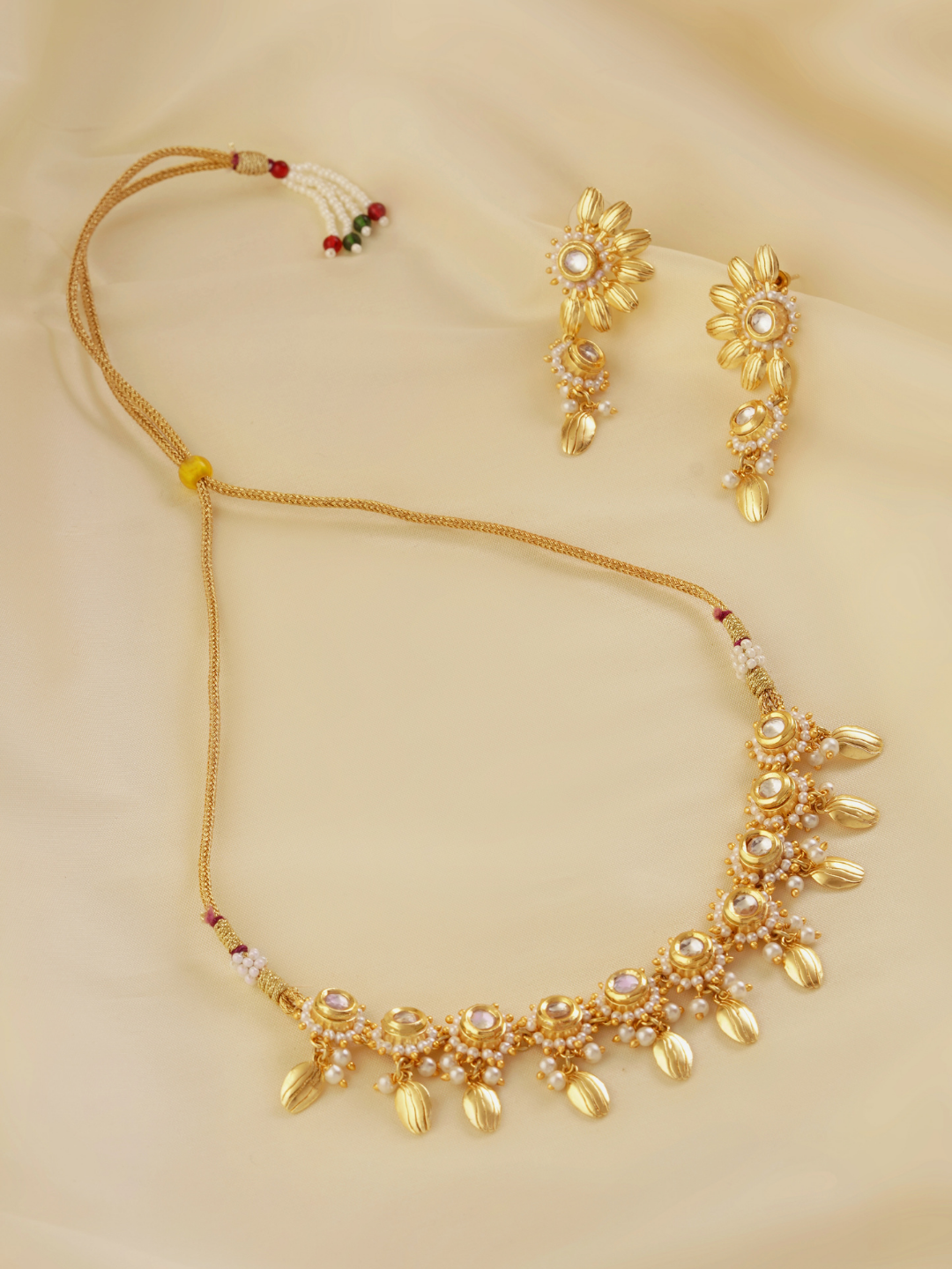 Png hot sale laxmi haar