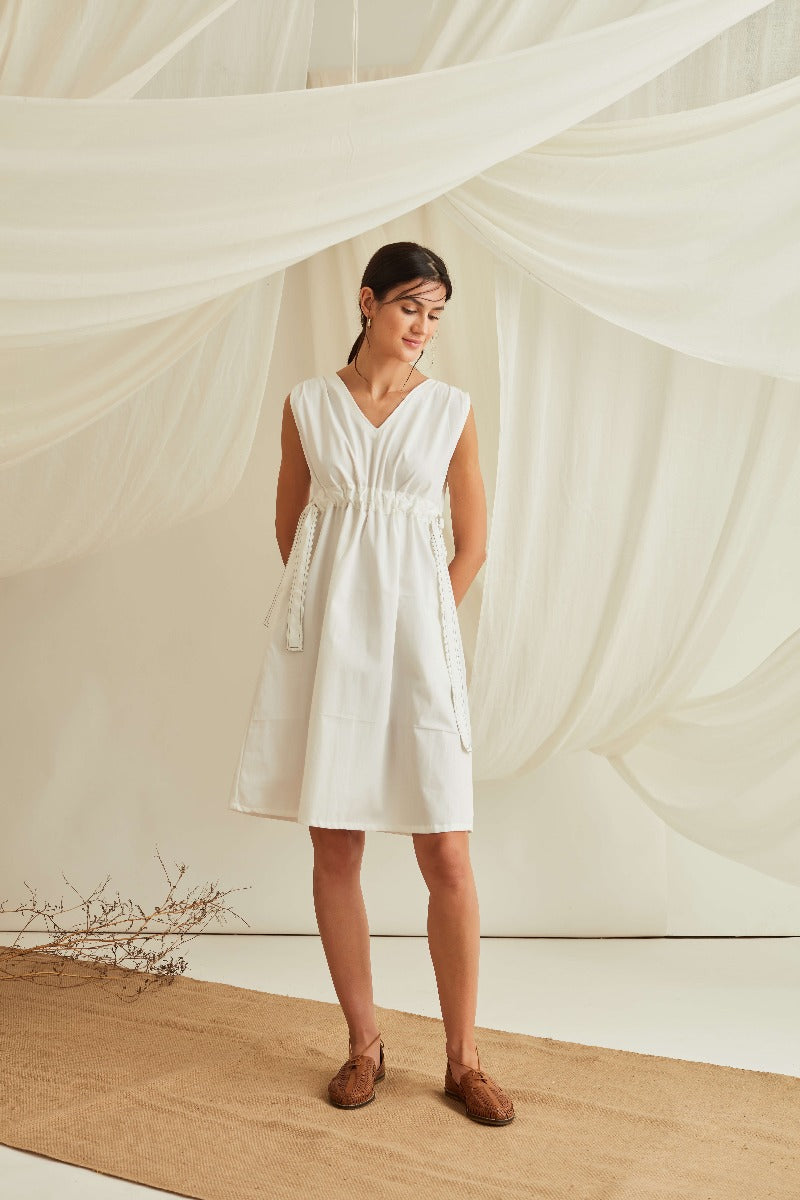 Adjustable tie-up belt cotton poplin dress-Marshmallow White
