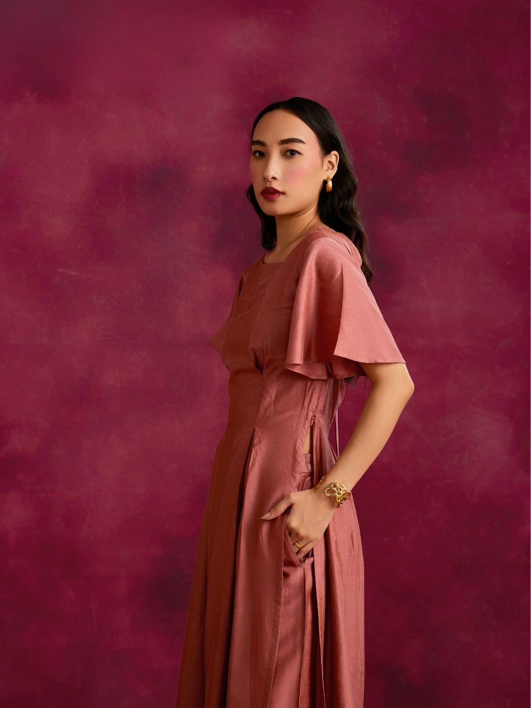 Pleated front kurta with back cut-out- Rose brown