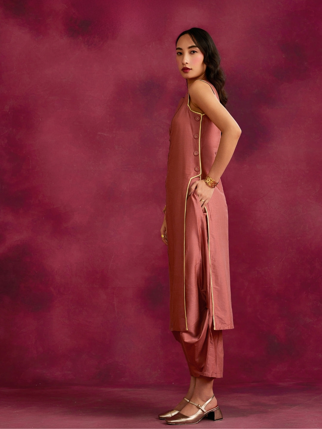 Pleated front & side-buttoned kurta- Rose brown