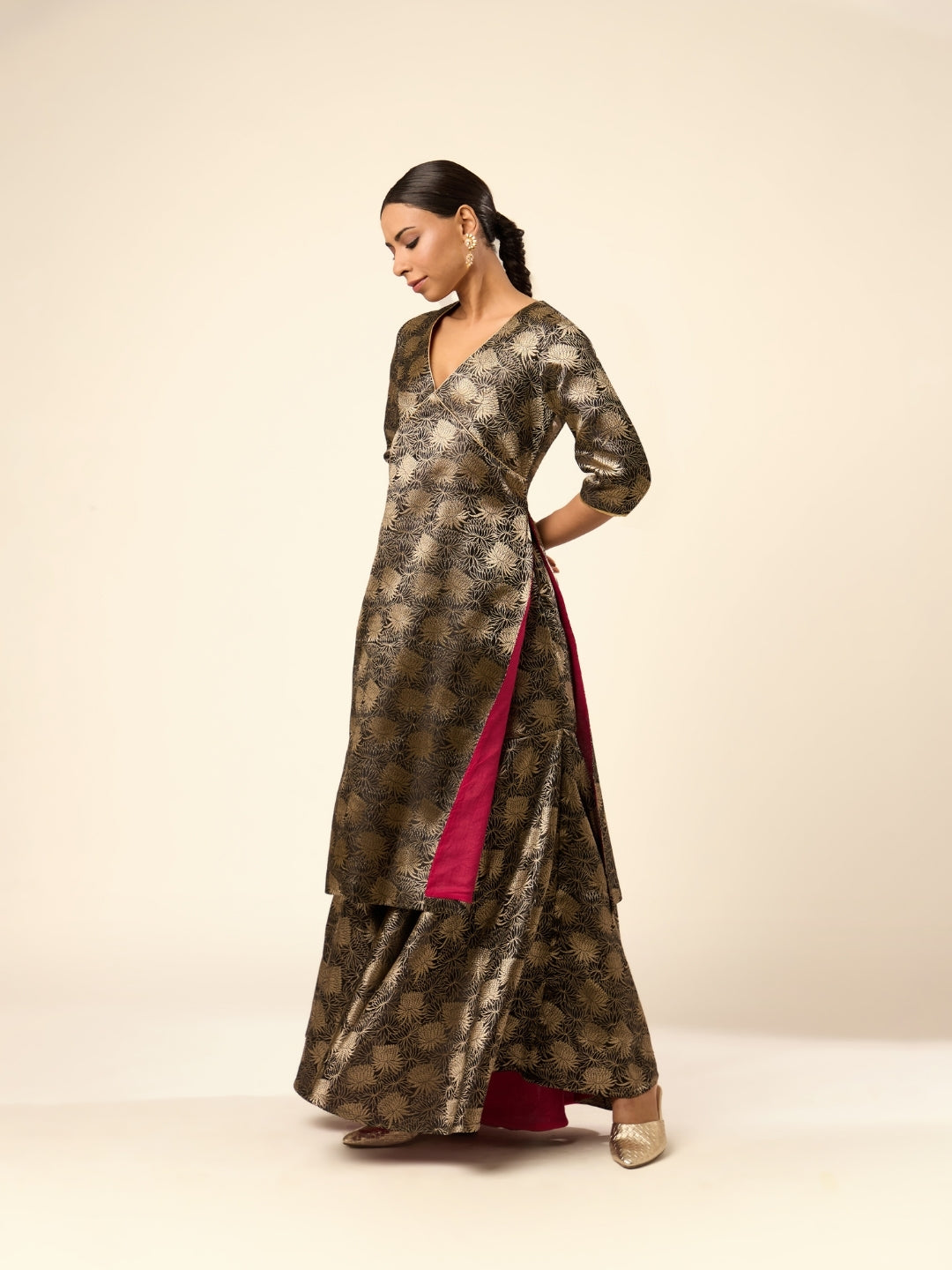 Lotus Jaal Baranasi Silk Sharara- Black
