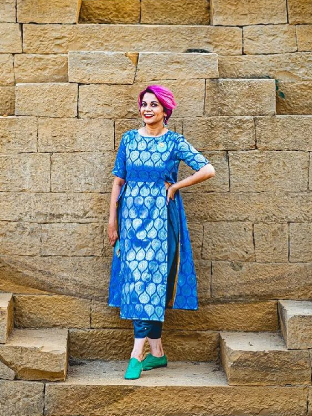 Banarasi zari overlapped kurta with front slits-Blue imperial