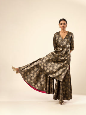 Lotus Jaal Baranasi Silk Sharara- Black