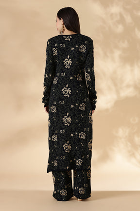 Rosette Pattern Woolen Kurta Pant Set