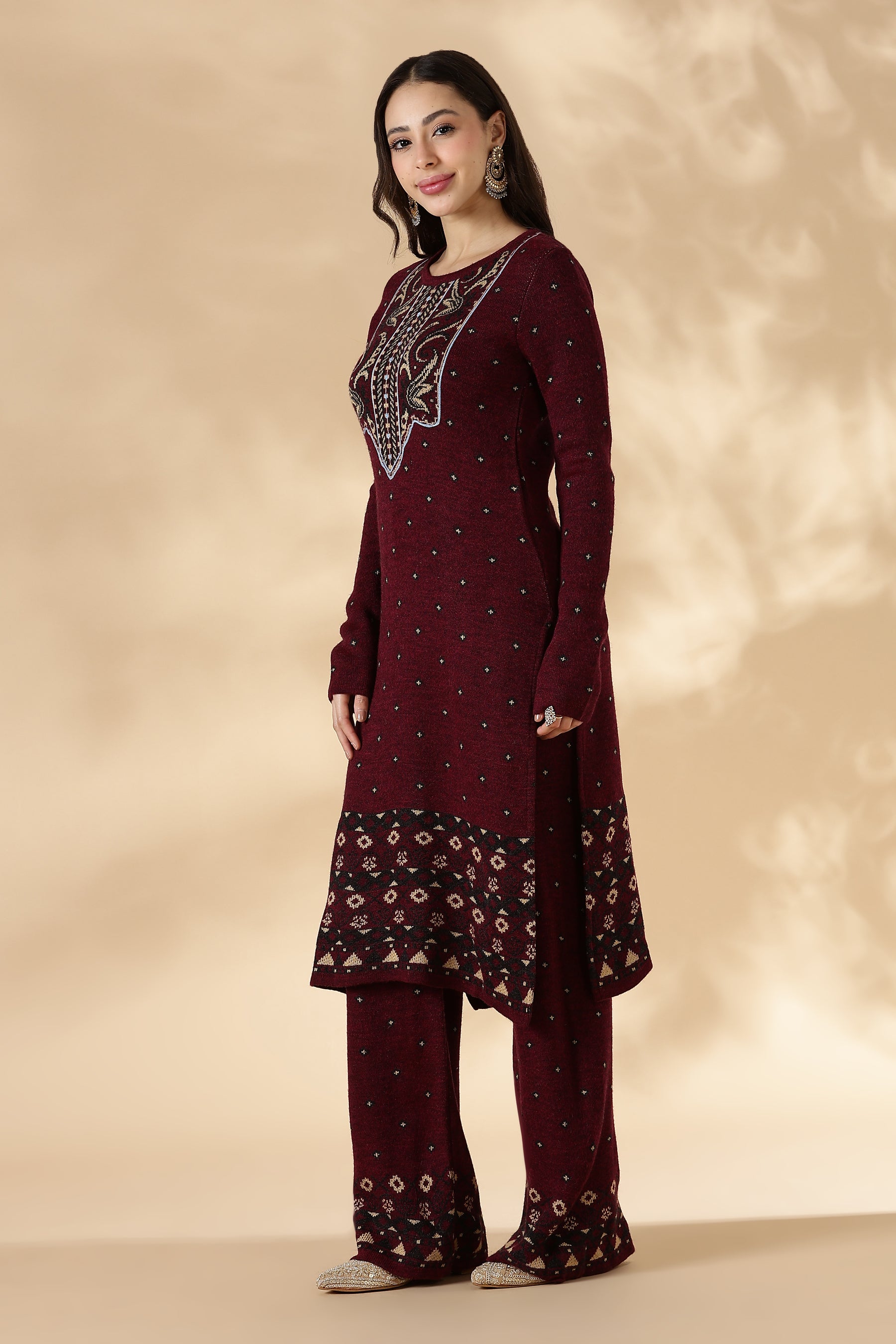 Maroon Kashmiri-Inspired Knitted Kurta Pant Set