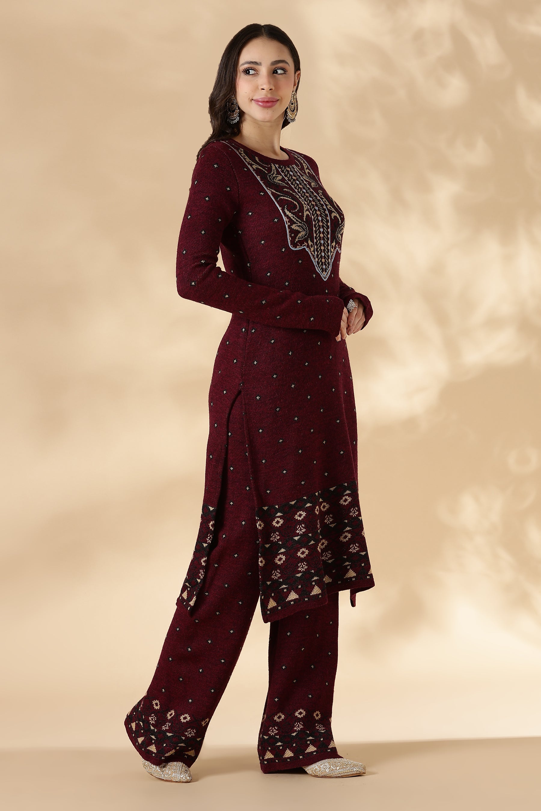 Maroon Kashmiri-Inspired Knitted Kurta Pant Set