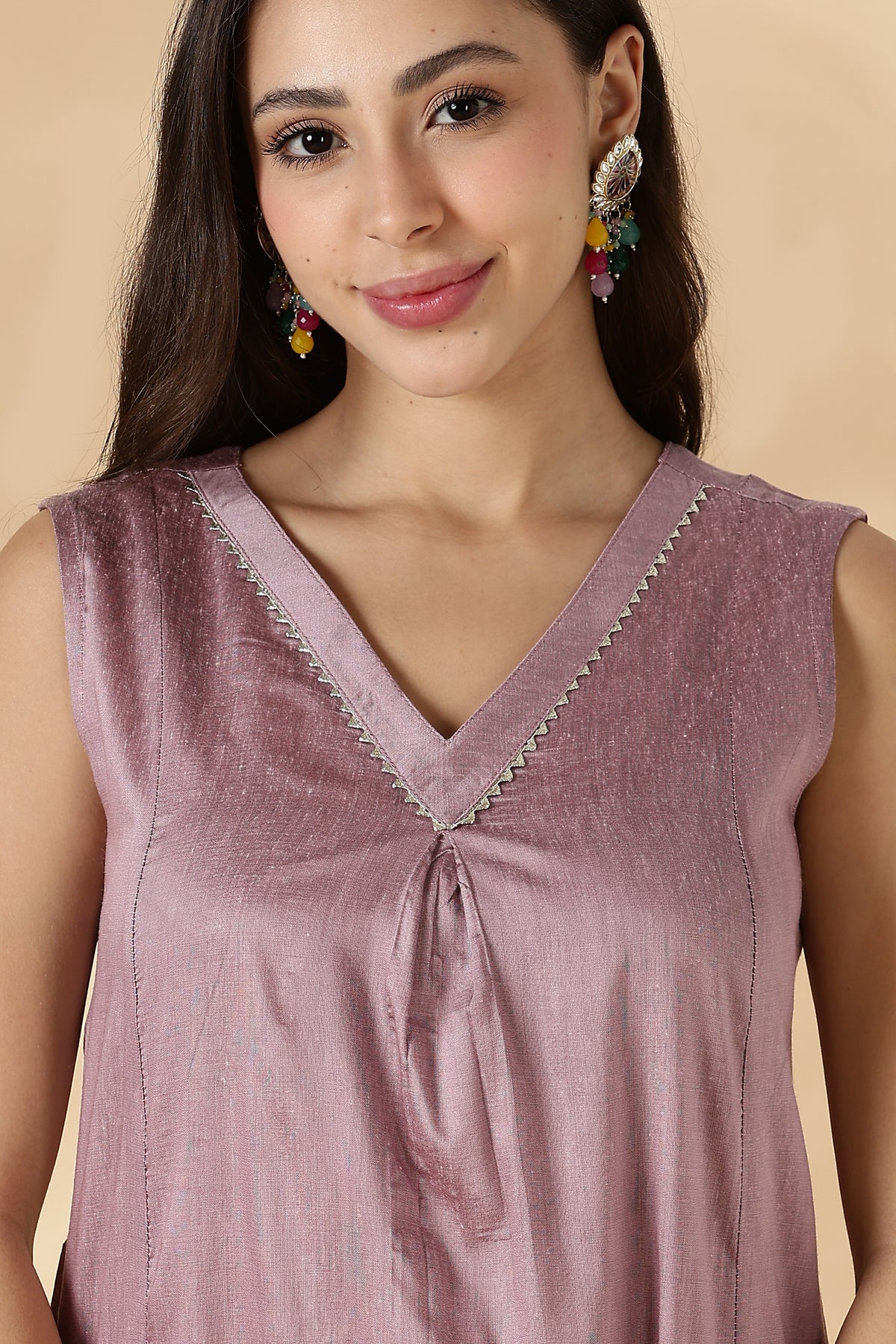 V Neck solid kurta pant set with delicate lace detailings