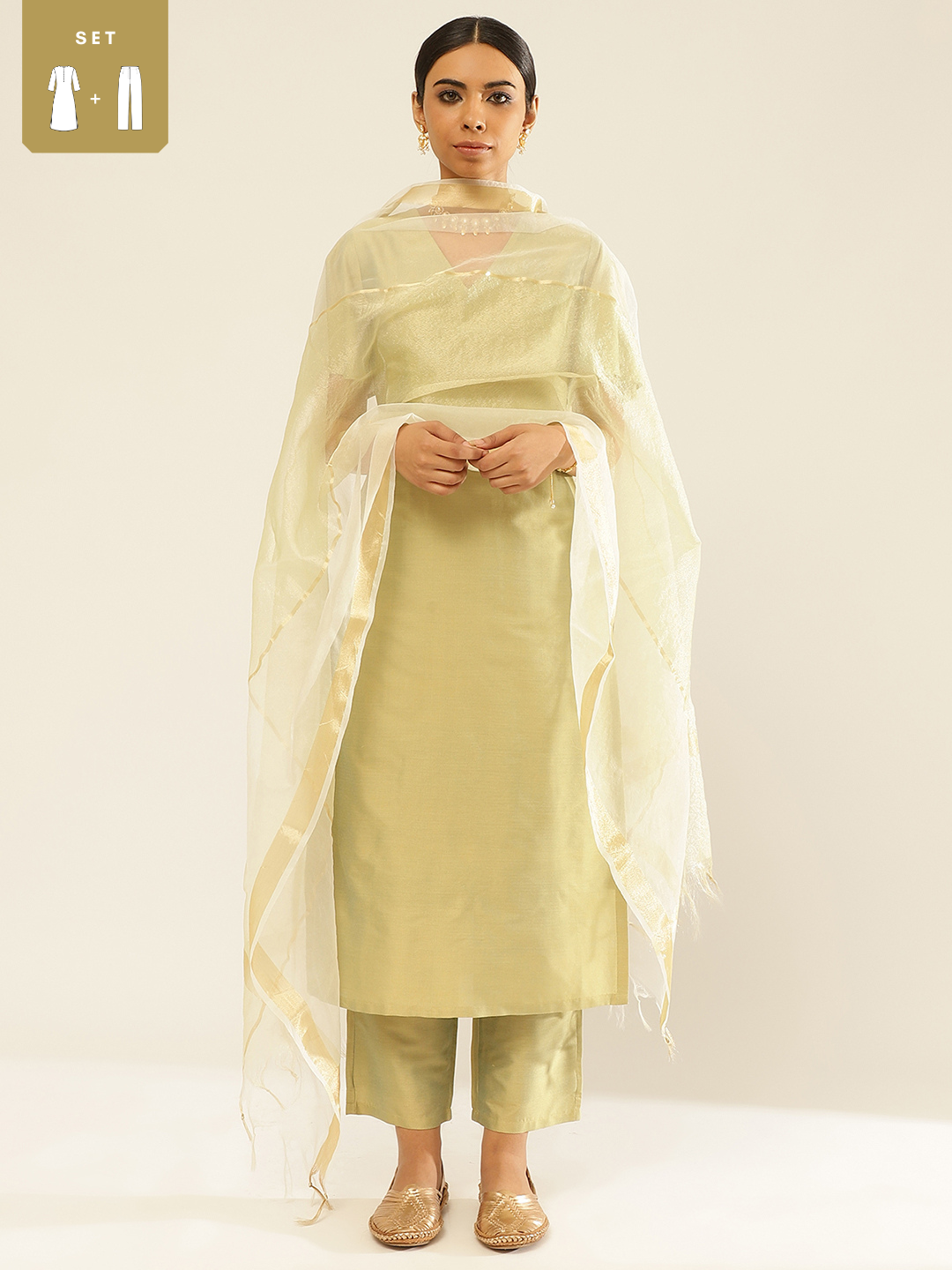 Solid color straight kurta with bell sleeves accompanied with straight pants and Dupatta.