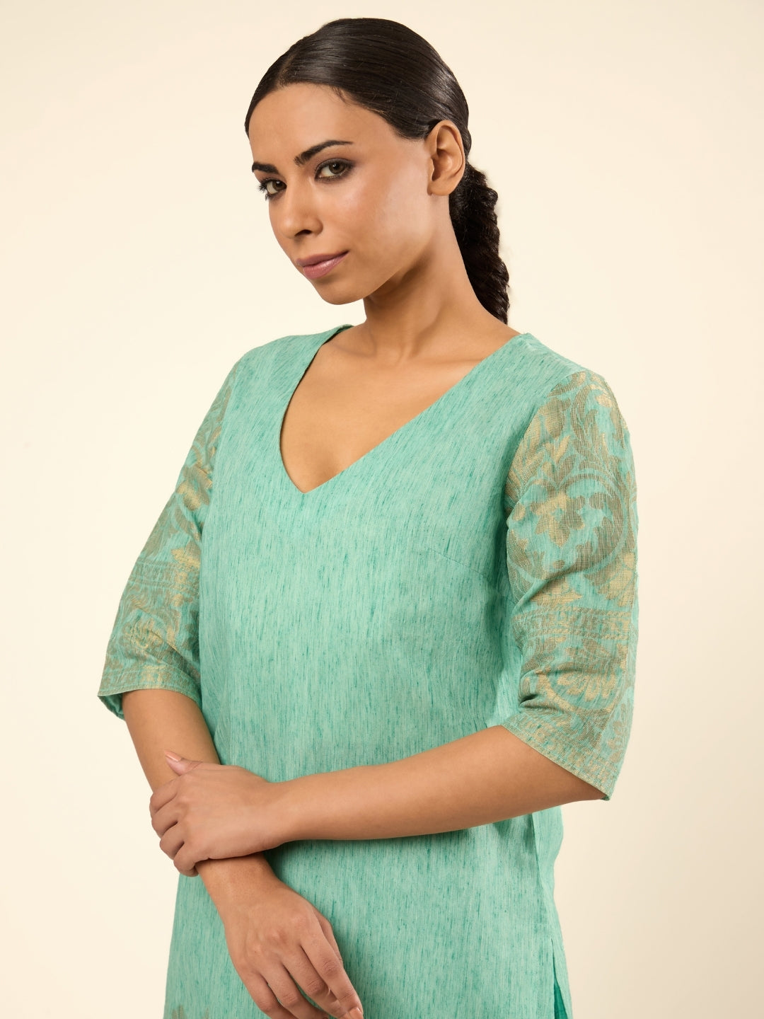 Zari Banswara Border Kurta- Mint Green
