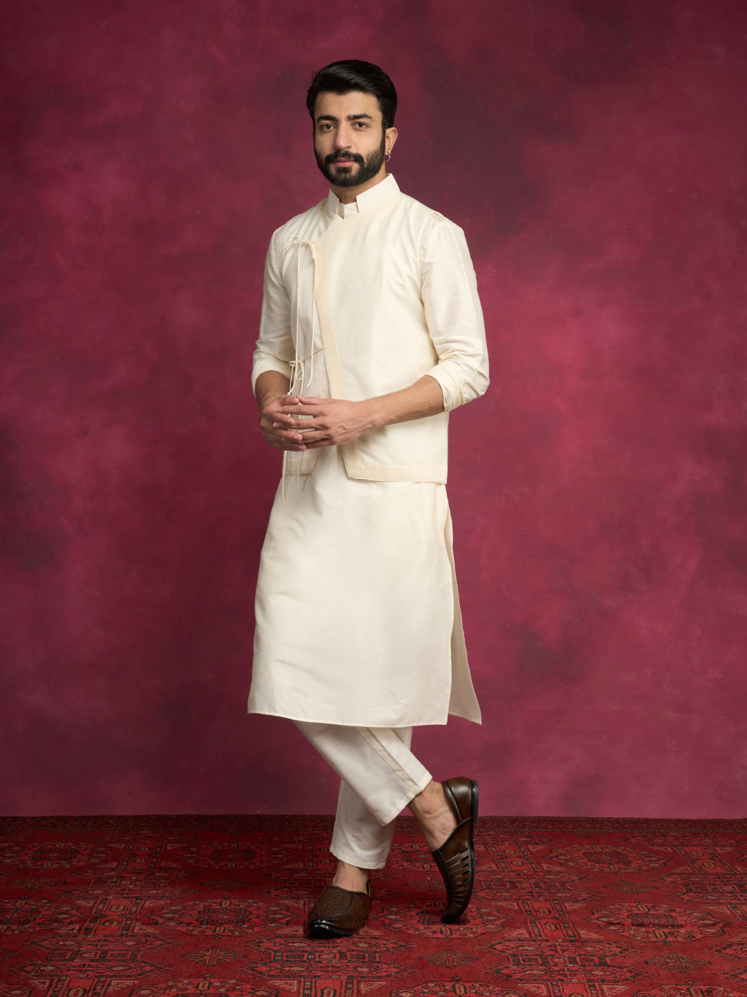 Straight kurta layered with asymmetrical jacket Set-Ivory