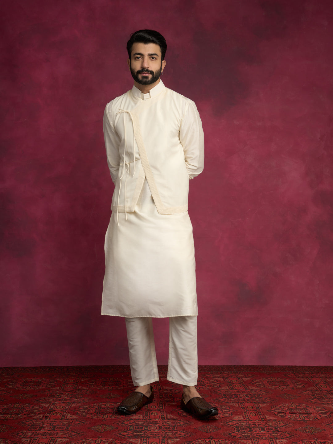 Straight kurta layered with asymmetrical jacket Set-Ivory