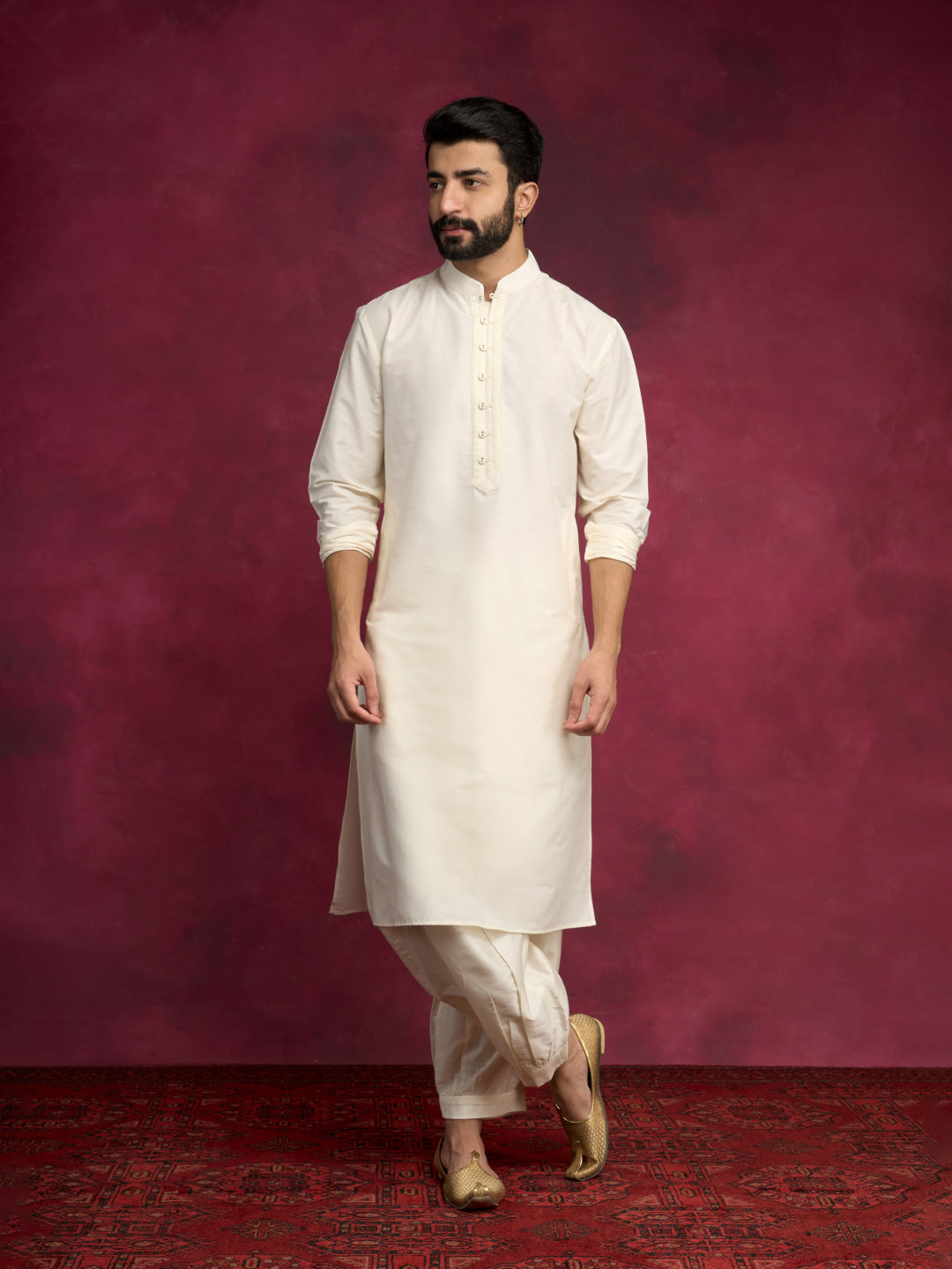 Loop buttons closure kurta paired with pathani pants- Ivory