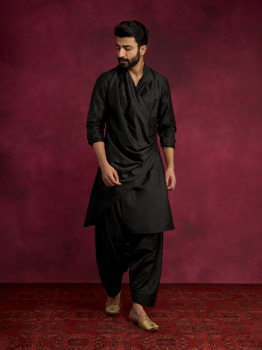 Cowl-draped asymmetric kurta Set - Rich black