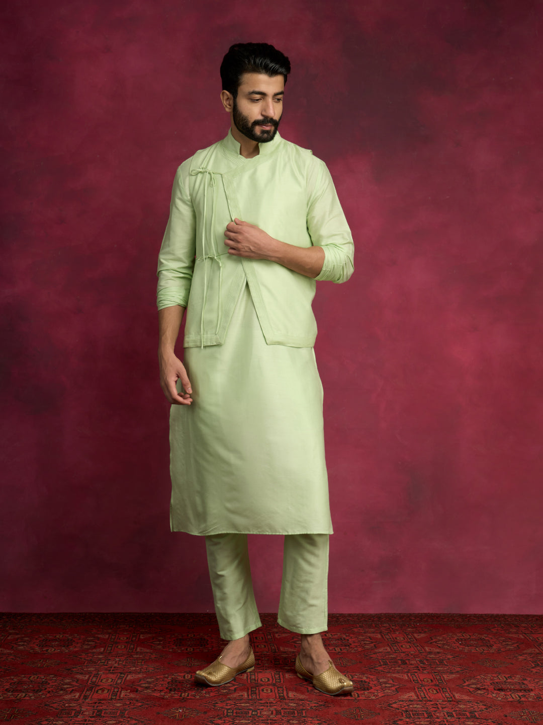 Straight kurta layered with asymmetrical jacket Set- Pistachio green