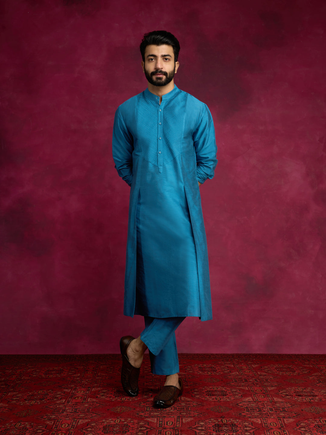 Pintuck neck yoke side panel kurta paired with straight pants - Ocean blue