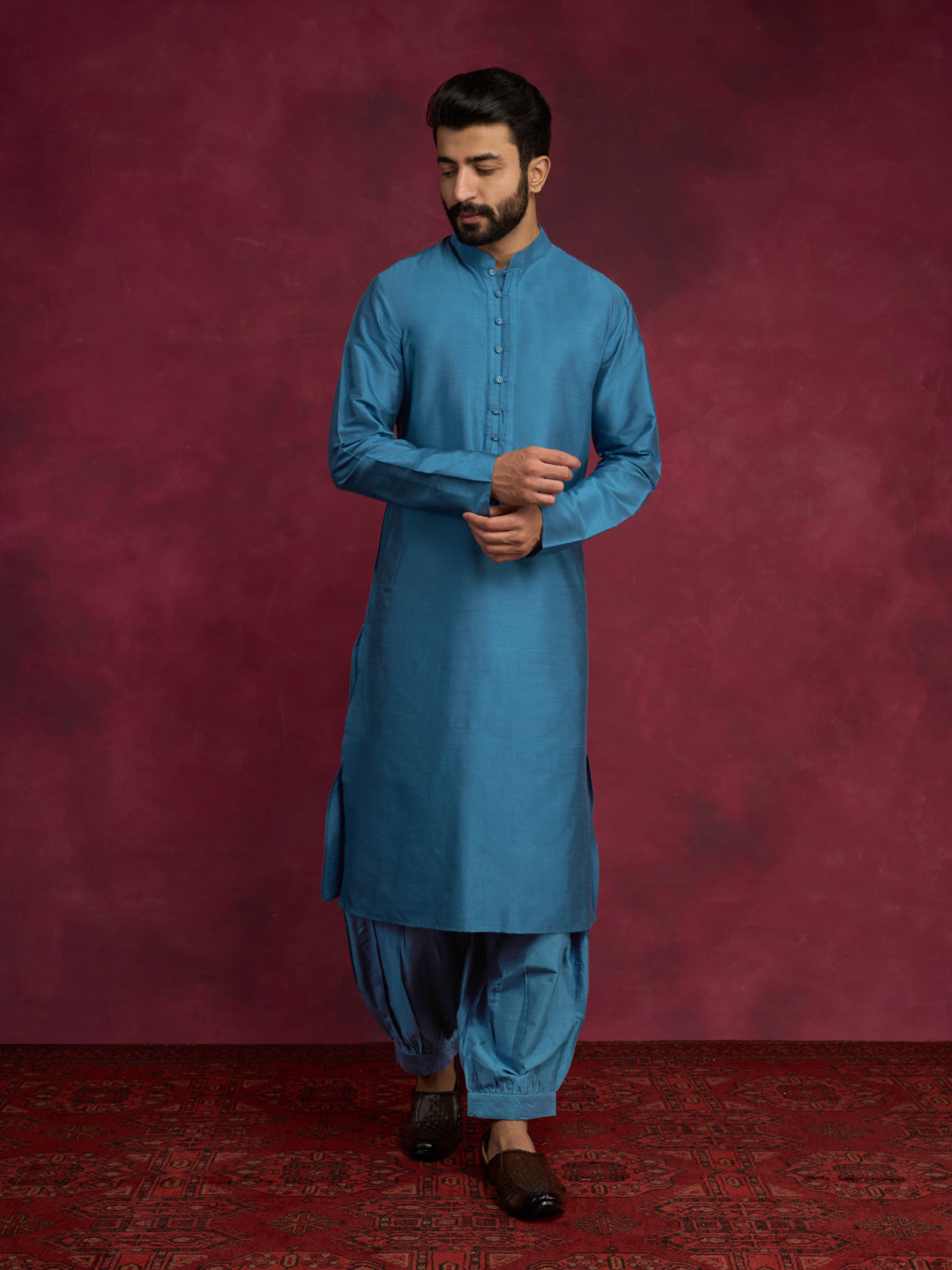 Loop buttons closure kurta paired with pathani pants- Ocean Blue