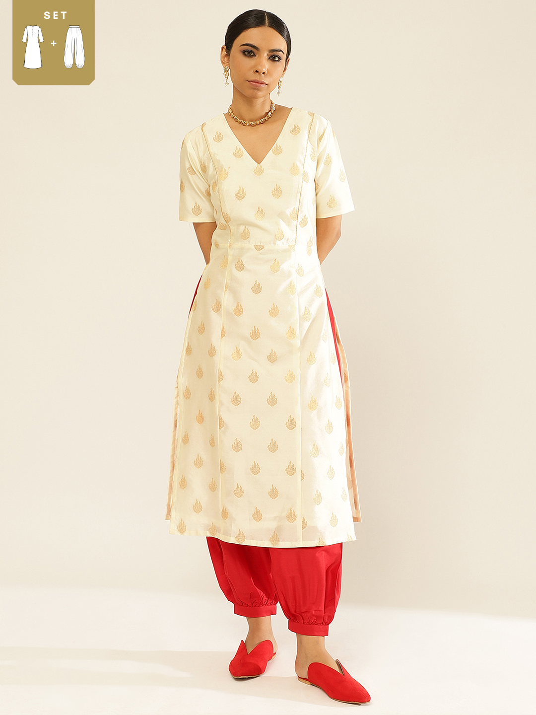 Zari tafetta Kurta Set with contrasting details