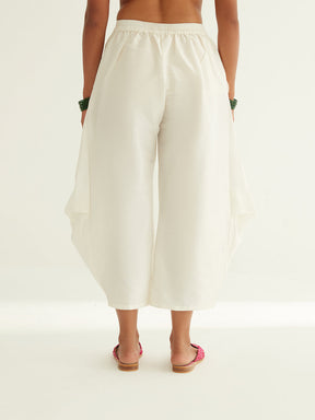 Pleated pants in Dupion Art Silk