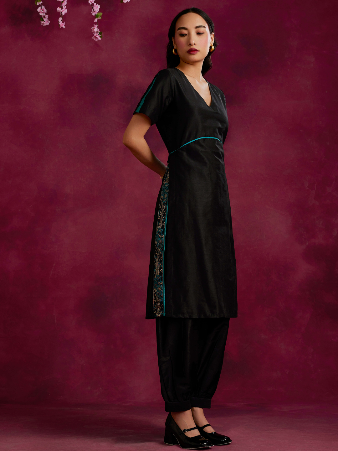 Straight kurta with contrast floral zari slits- Black