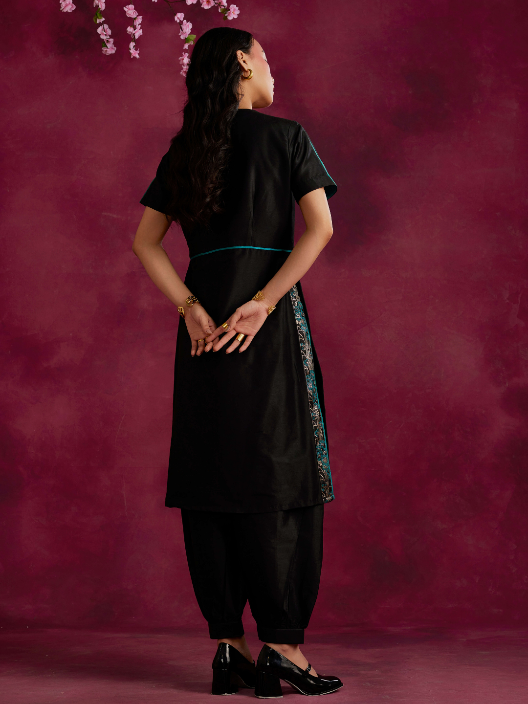 Straight kurta with contrast floral zari slits- Black