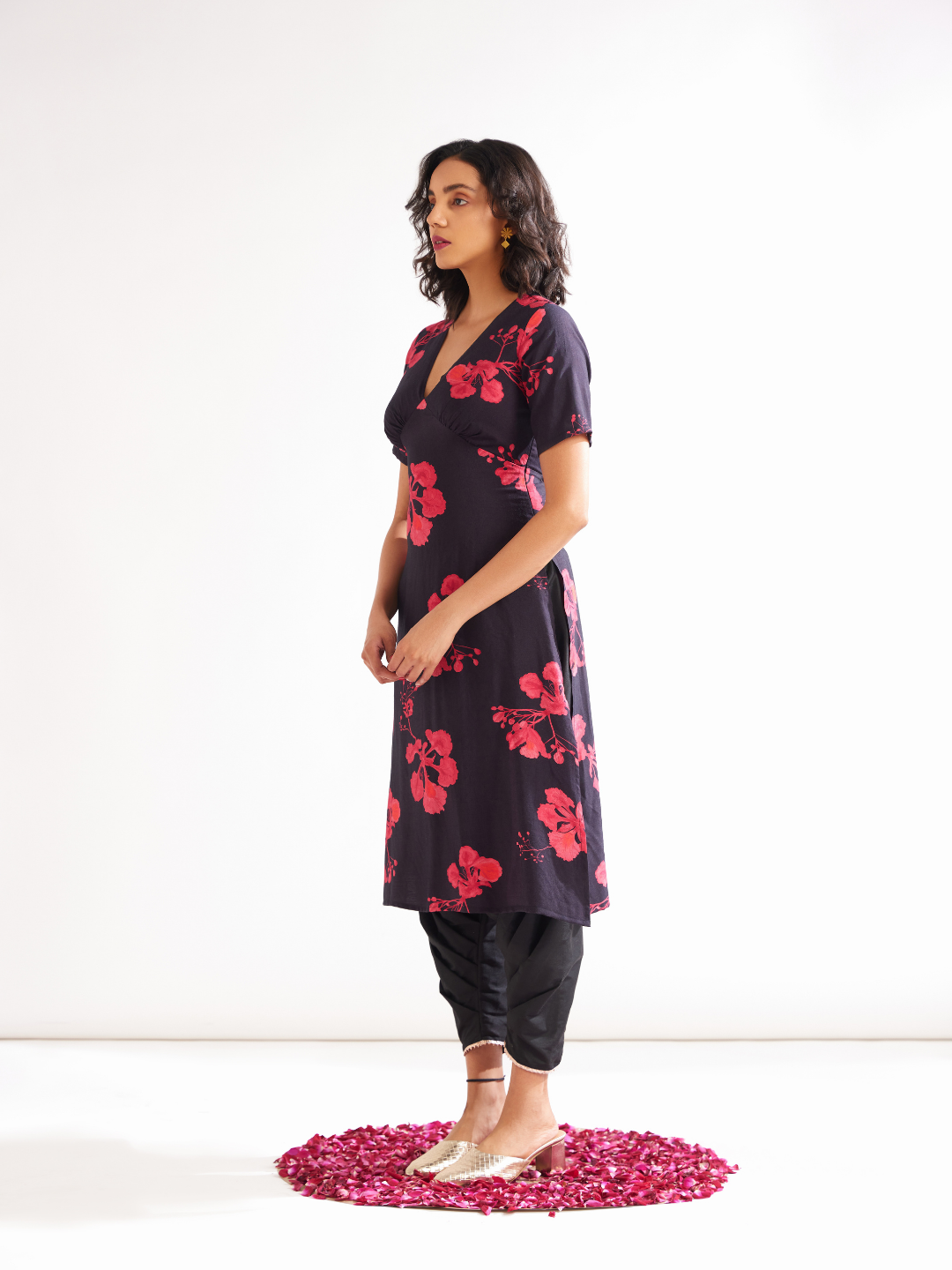 Gulmohar back tie-up kurta- Rich black