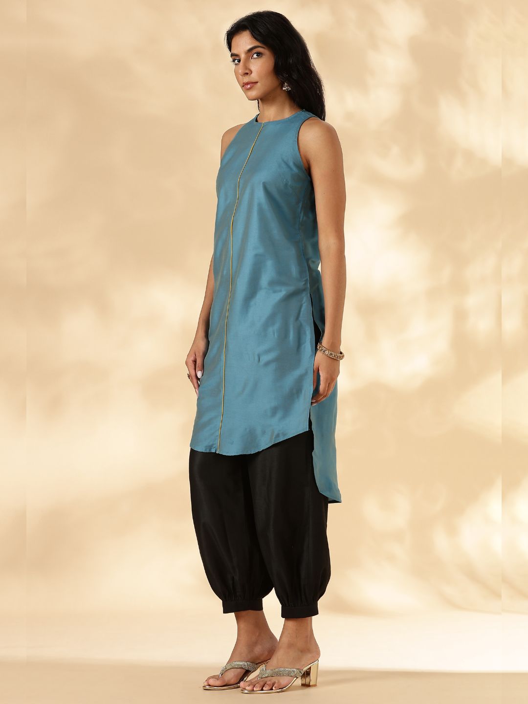 Peacock Blue High-low halter neck Kurta with contrast piping