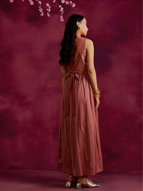 Box pleated maxi skirt with belt tie-up- Rose brown
