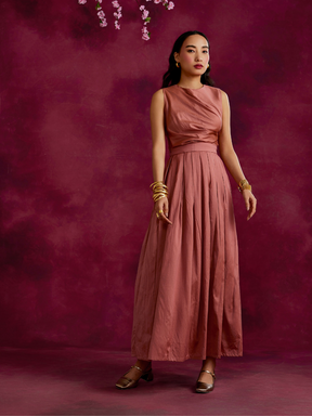 Box pleated maxi skirt with belt tie-up- Rose brown