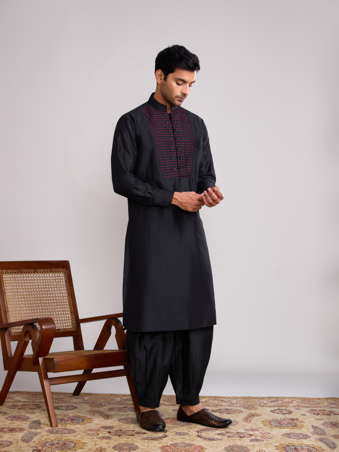 Pintuck yoke straight kurta paired with pathani pants- Rich black