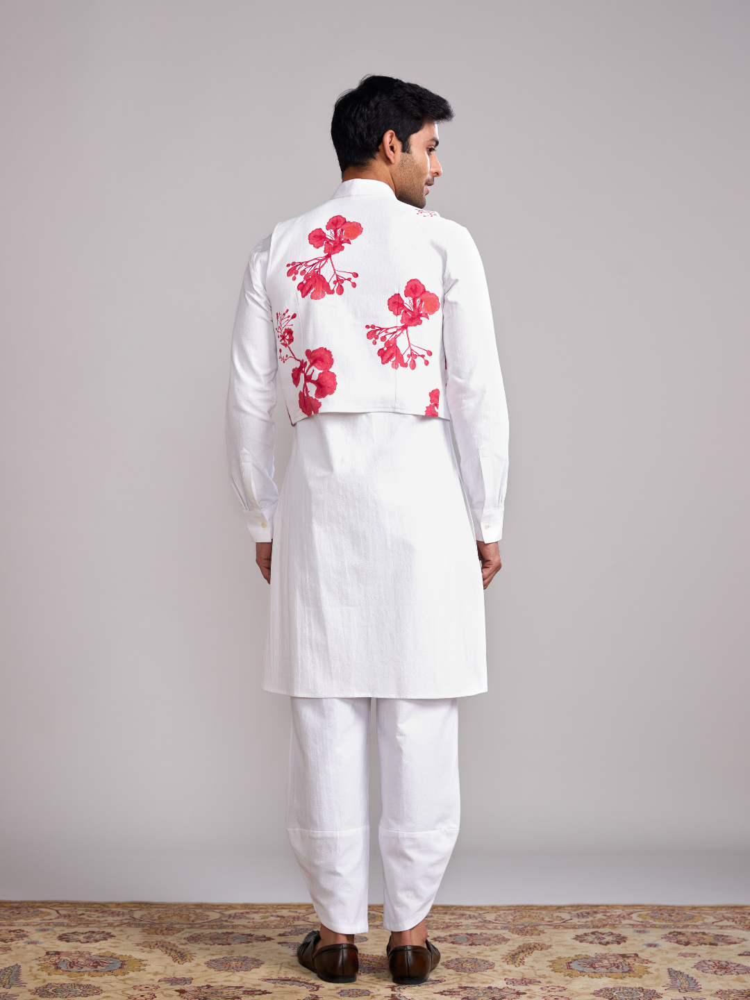Gulmohar print jacket with mandarin collar straight kurta- Ivory