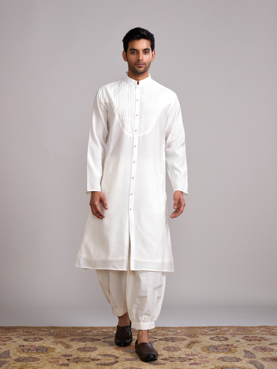 Pintuck neck yoke straight kurta- Ivory