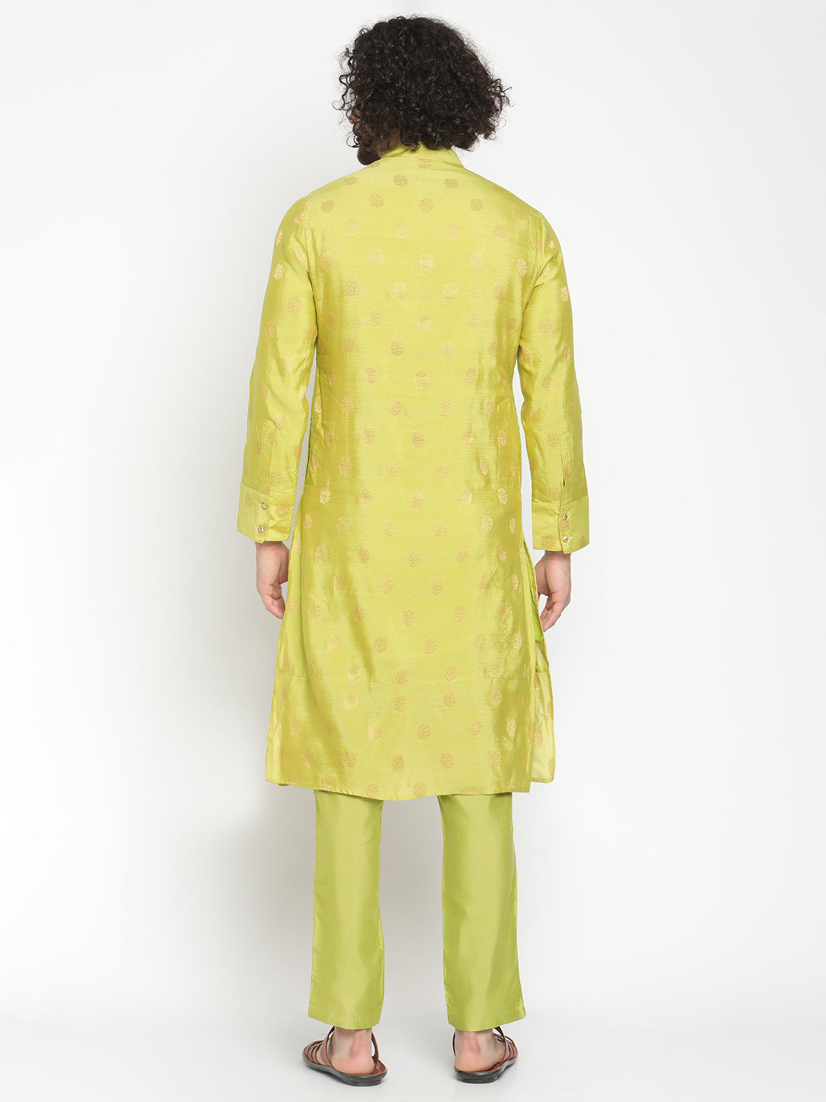 Men Macaw Green Banarasi Kurta With  Space Tucked Yoke