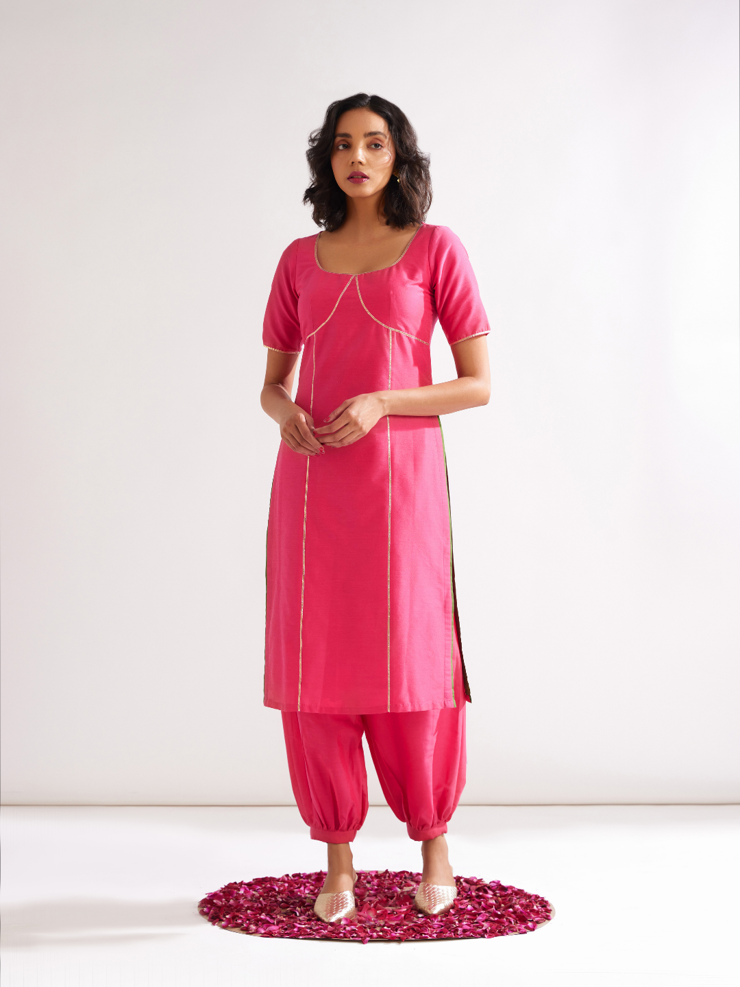 Scoop neckline kurta outlined with gota patti paired with pathani pants along with dupatta- Raspberry