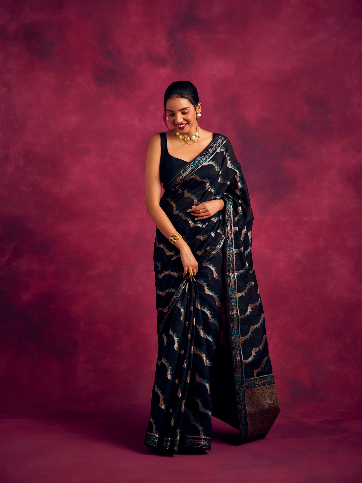 Banarasi kamikaze woven zari saree-Rich Black